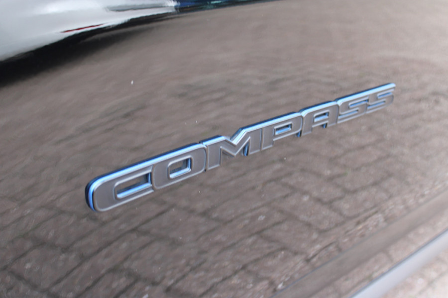 Jeep Compass 4xe 240 Plug-in Hybrid Electric Summit | Leder | Winterpack | Elektr. Achterklep | Stoelverwarming/ventilatie | Compleet
