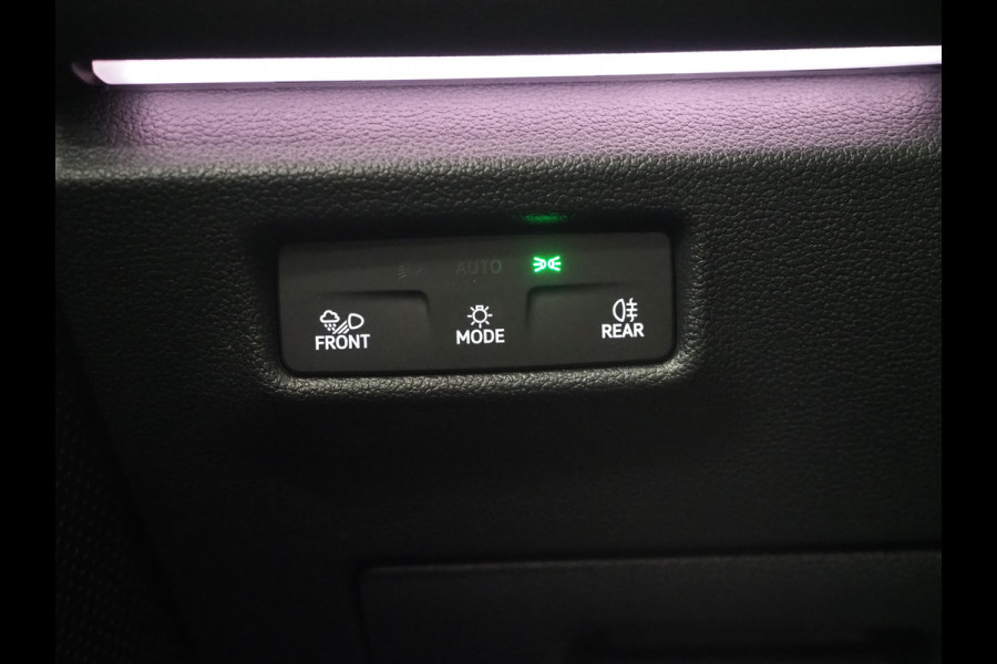 Volkswagen Tayron 1.5 eHybrid Elegance | Leder/Alcantara | Trekhaak | Massage | 360 | Keyless | Adaptive Cruise | Sfeerlicht
