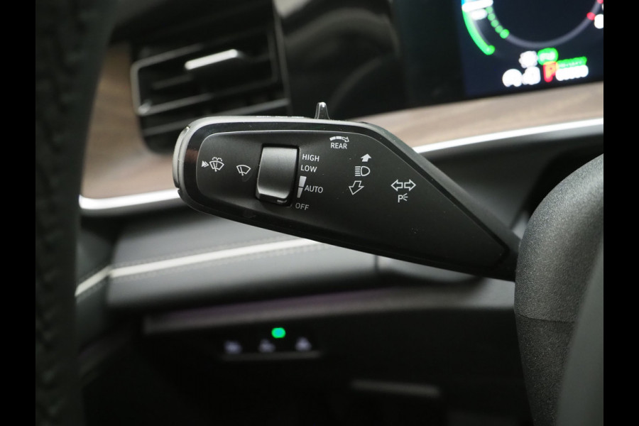 Volkswagen Tayron 1.5 eHybrid Elegance | Leder/Alcantara | Trekhaak | Massage | 360 | Keyless | Adaptive Cruise | Sfeerlicht
