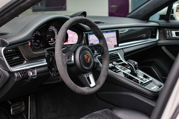 Porsche Panamera Sport Turismo 4.0 GTS *Sport Design*Pano*Sport Chrono*Achteras-Besturing*
