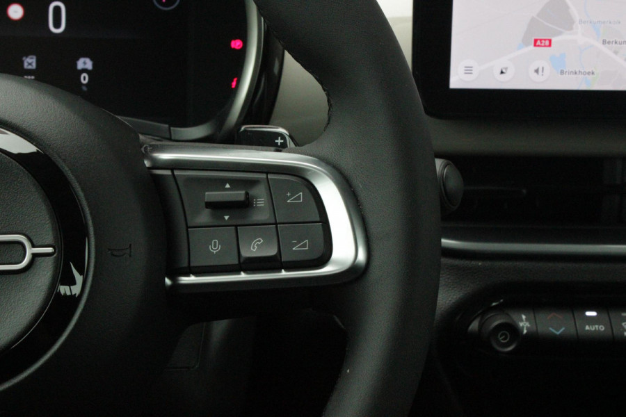 Fiat 600 1.2 Hybrid 110PK AUTOMAAT URBAN | STOEL/VOORRUIT VERWARMING | KEYLESS ENTRY/START | 17" LICHTEMATELN VELGEN | DRAADLOZE TELEFOONLADER | DRAADLOZE APPLE CARPLAY/ANDROID AUTO | NAVIGATIE | DAB+ RADIO | PARKEERSENSOREN VOOR + ACHTER | ACHTERUITRIJ CAMERA | CRUISE CONTROL | LED KOPLAMPEN |