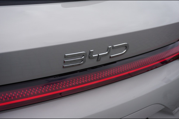 BYD SEAL U 1.5 Turbo DM-i AWD Design 323 pk | 1.300 TREKGEWICHT | 360°CAM