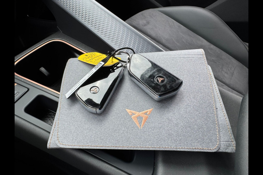 CUPRA Terramar 1.5 eTSI 150PK BUSINESS HEAD-UP/NAVI/CAMERA/LEDER MATRIX