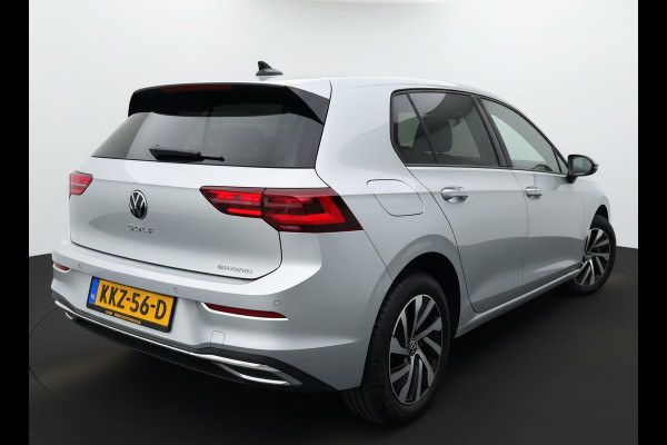 Volkswagen Golf eHybrid PHEV 204PK DSG STYLE CAMERA/VELOURS/NAVI/IQ-LIGHT