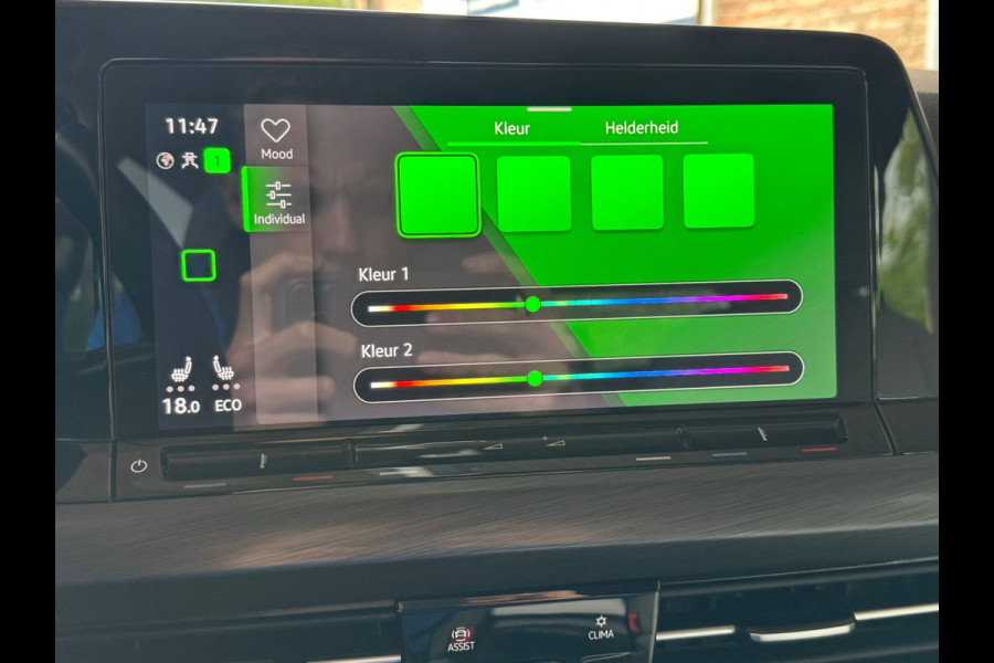 Volkswagen Golf eHybrid PHEV 204PK DSG STYLE CAMERA/VELOURS/NAVI/IQ-LIGHT