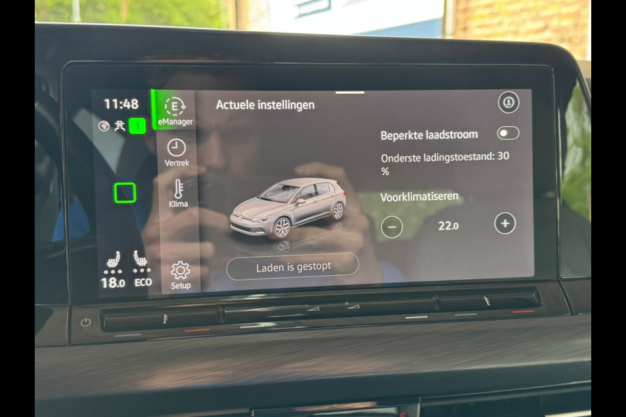 Volkswagen Golf eHybrid PHEV 204PK DSG STYLE CAMERA/VELOURS/NAVI/IQ-LIGHT