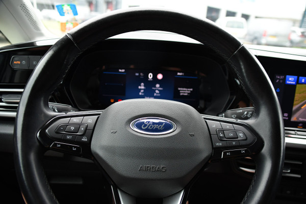 Ford Transit Connect 2.0 EcoBlue L2 Limited Virtual, Camera, Adaptieve Cruise, Carplay, NAVI, 122pk, Automaat, Multimedia, Dodehoek, Uniek!