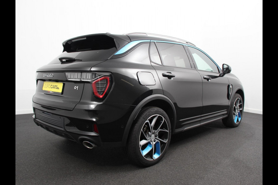 Lynk & Co 01 1.5 Panoramadak Airco ECC Virtual Coickpit PDC VA + Camera Adaptive Cruise Control Full LED 20" LM Velgen