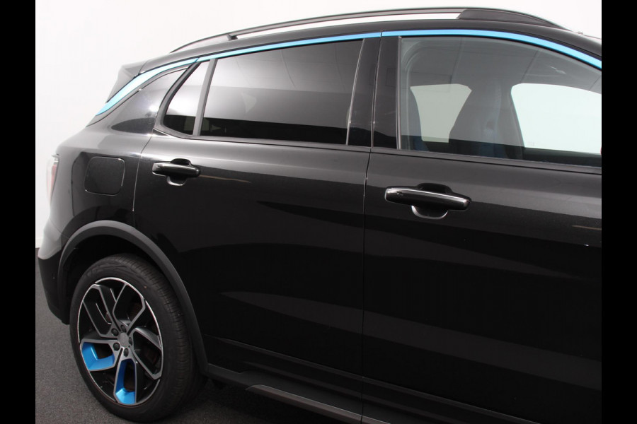 Lynk & Co 01 1.5 Panoramadak Airco ECC Virtual Coickpit PDC VA + Camera Adaptive Cruise Control Full LED 20" LM Velgen