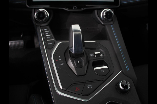 Lynk & Co 01 1.5 Panoramadak Airco ECC Virtual Coickpit PDC VA + Camera Adaptive Cruise Control Full LED 20" LM Velgen