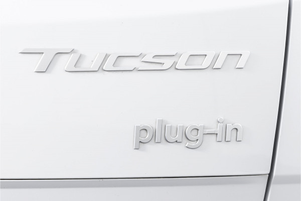 Hyundai Tucson 1.6 T-GDI PHEV Premium Sky 4WD | S/K-Panodak | Elek. Stoelen | Adapt. Cruise | Stoelventilatie+Verw. | 360 Camera | NAV+App. Connect | Krell | Elek. Klep LM 19" | 1125