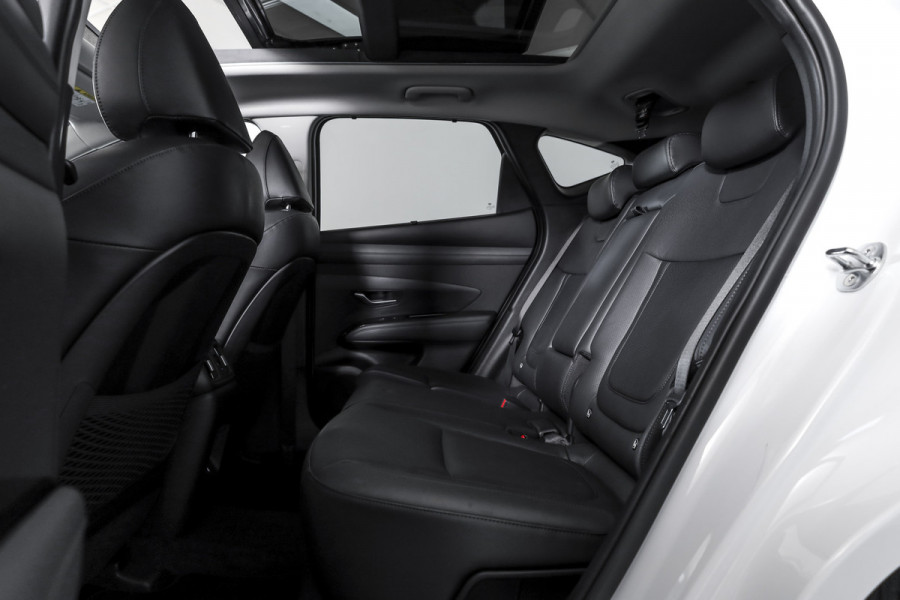 Hyundai Tucson 1.6 T-GDI PHEV Premium Sky 4WD | S/K-Panodak | Elek. Stoelen | Adapt. Cruise | Stoelventilatie+Verw. | 360 Camera | NAV+App. Connect | Krell | Elek. Klep LM 19" | 1125