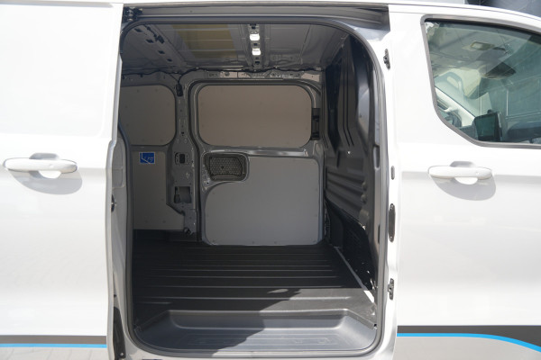Ford E-Transit Custom 320 L2H1 Sport 71 kWh 218pk - 2x Schuif - Stoel/Stuurverwarming - Cruise - Keyless - Rijklaar