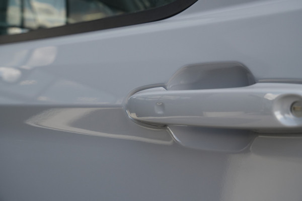 Ford E-Transit Custom 320 L2H1 Sport 71 kWh 218pk - 2x Schuif - Stoel/Stuurverwarming - Cruise - Keyless - Rijklaar