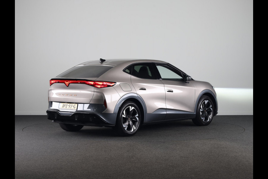 CUPRA Tavascan Business 82 kWh 282PK | Stuurverwarming | Side Assist | 19 Inch | Achteruitrijcamera |