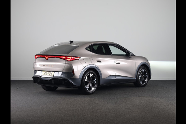 CUPRA Tavascan Business 82 kWh 282PK | Stuurverwarming | Side Assist | 19 Inch | Achteruitrijcamera |