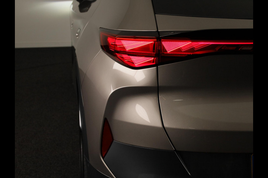 CUPRA Tavascan Business 82 kWh 282PK | Stuurverwarming | Side Assist | 19 Inch | Achteruitrijcamera |