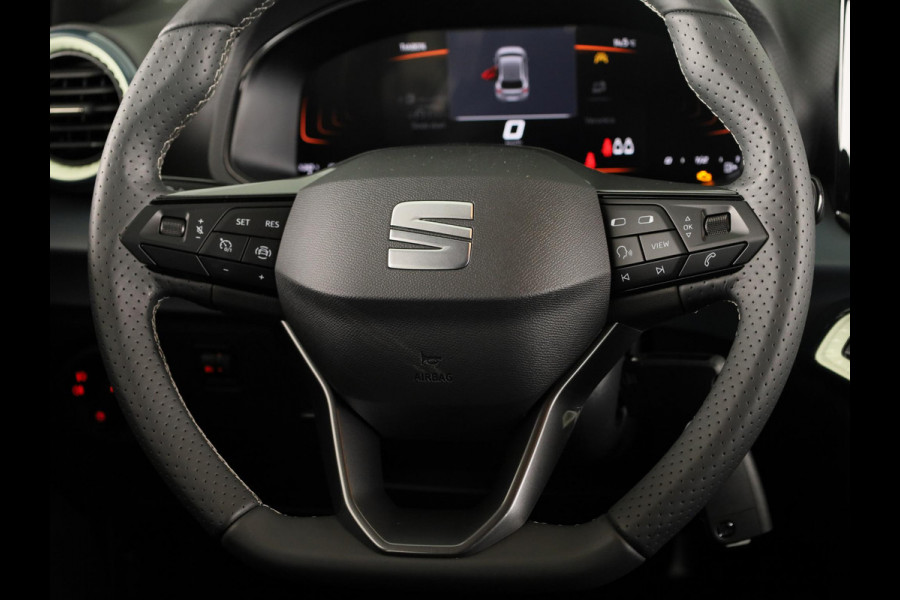 Seat Ibiza SEAT Ibiza Style plus 1.0 EcoTSI 95 pk Magnetic Tech Metallic | Park Assist | Apple Carplay | Cruise control