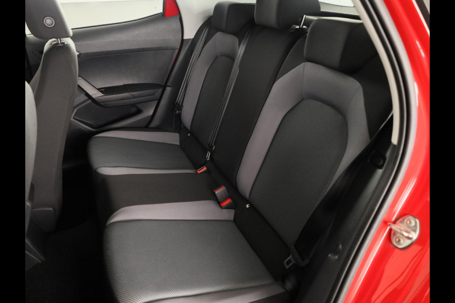 Seat Arona 1.0 TSI Style 95pk | Airconditioning | 16 inch Lichtmetalen velgen | Cruise controle | Bluetooth