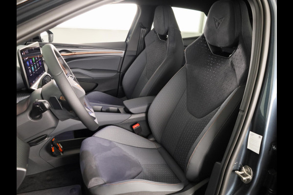 CUPRA Raval Business First Edition 56 kWh 211PK | Elektrisch Verstelbare Stoelen | Keyless Entry | Achteruitrijcamera | Climate Control | Adaptieve Cruise Control |