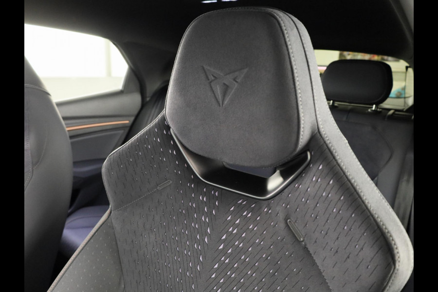 CUPRA Raval Business First Edition 56 kWh 211PK | Elektrisch Verstelbare Stoelen | Keyless Entry | Achteruitrijcamera | Climate Control | Adaptieve Cruise Control |