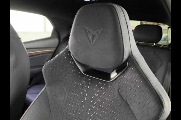 CUPRA Raval Business First Edition 56 kWh 211PK | Elektrisch Verstelbare Stoelen | Keyless Entry | Achteruitrijcamera | Climate Control | Adaptieve Cruise Control |