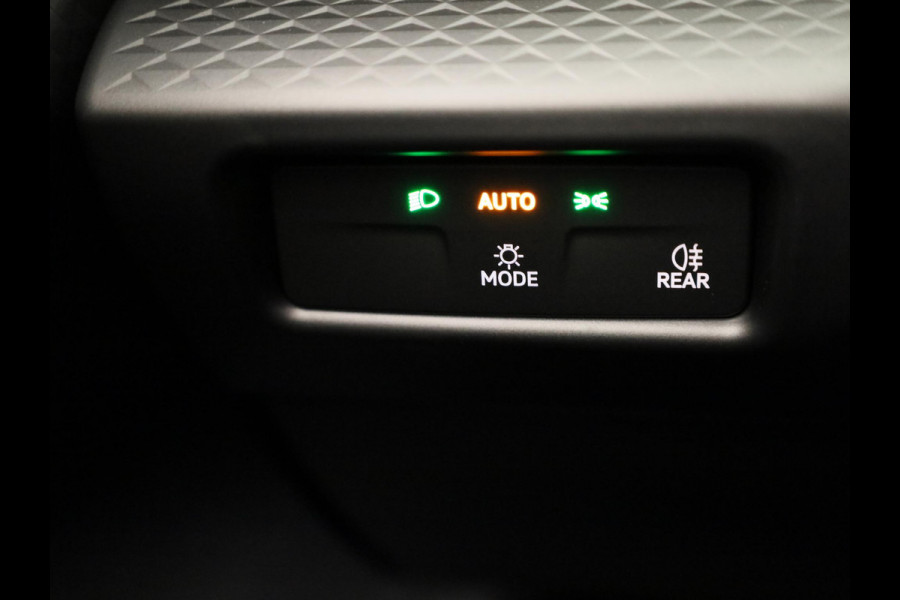CUPRA Raval Business First Edition 56 kWh 211PK | Elektrisch Verstelbare Stoelen | Keyless Entry | Achteruitrijcamera | Climate Control | Adaptieve Cruise Control |