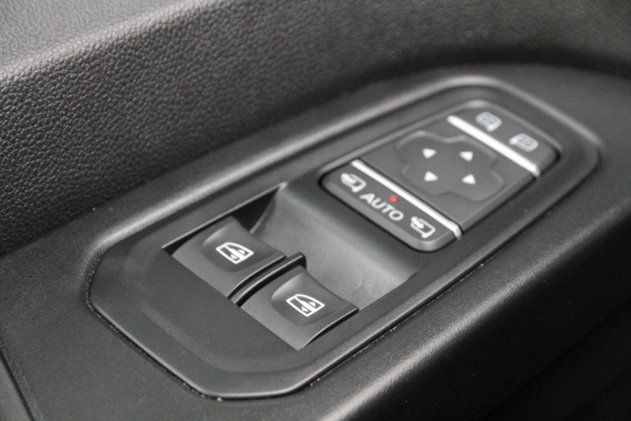 Renault Trafic 2.0 DCI 150 | Aut. | KAR-edition | Camera | Cruise | Airco..