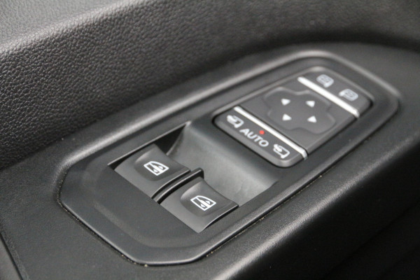 Renault Trafic 2.0 DCI 150 | Aut. | KAR-edition | Camera | Cruise | Airco..