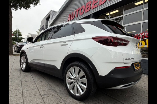 Opel Grandland X 1.2 Turbo Business Executive - Navigatie / Apple CarPlay I Airco I PDC I Sport pakket I Dealer onderhouden