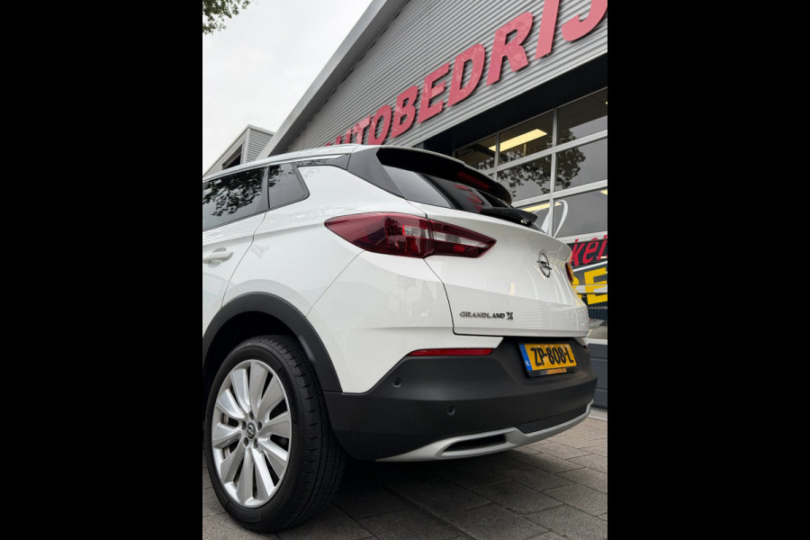 Opel Grandland X 1.2 Turbo Business Executive - Navigatie / Apple CarPlay I Airco I PDC I Sport pakket I Dealer onderhouden
