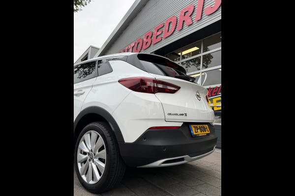 Opel Grandland X 1.2 Turbo Business Executive - Navigatie / Apple CarPlay I Airco I PDC I Sport pakket I Dealer onderhouden