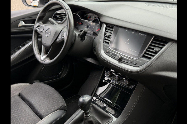 Opel Grandland X 1.2 Turbo Business Executive - Navigatie / Apple CarPlay I Airco I PDC I Sport pakket I Dealer onderhouden