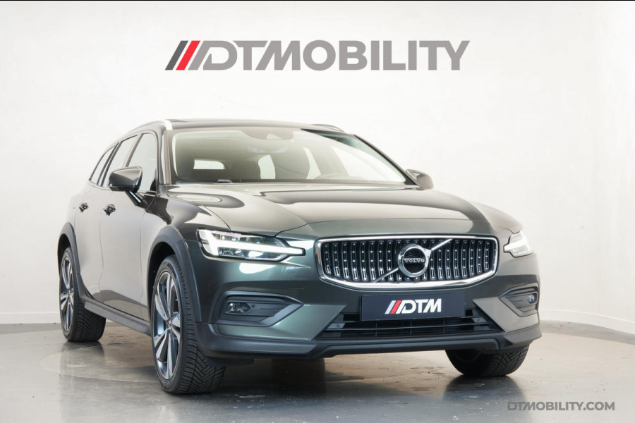 Volvo V60 Cross Country 2.0 B5 AWD Pro | Harman / Kardon | Panorama | Trekhaak