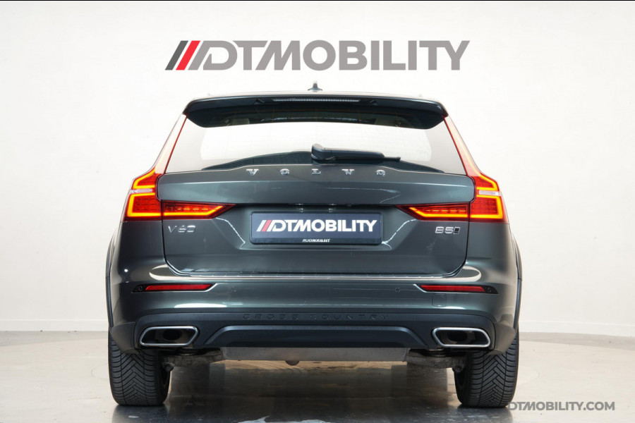 Volvo V60 Cross Country 2.0 B5 AWD Pro | Harman / Kardon | Panorama | Trekhaak