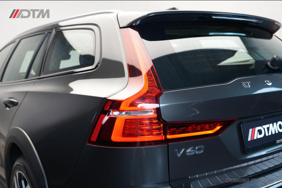 Volvo V60 Cross Country 2.0 B5 AWD Pro | Harman / Kardon | Panorama | Trekhaak
