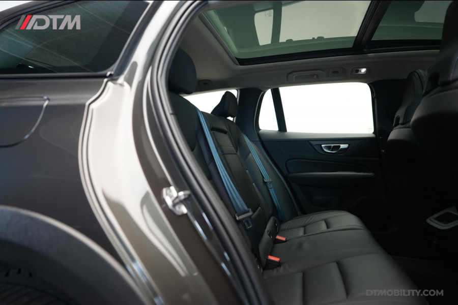 Volvo V60 Cross Country 2.0 B5 AWD Pro | Harman / Kardon | Panorama | Trekhaak