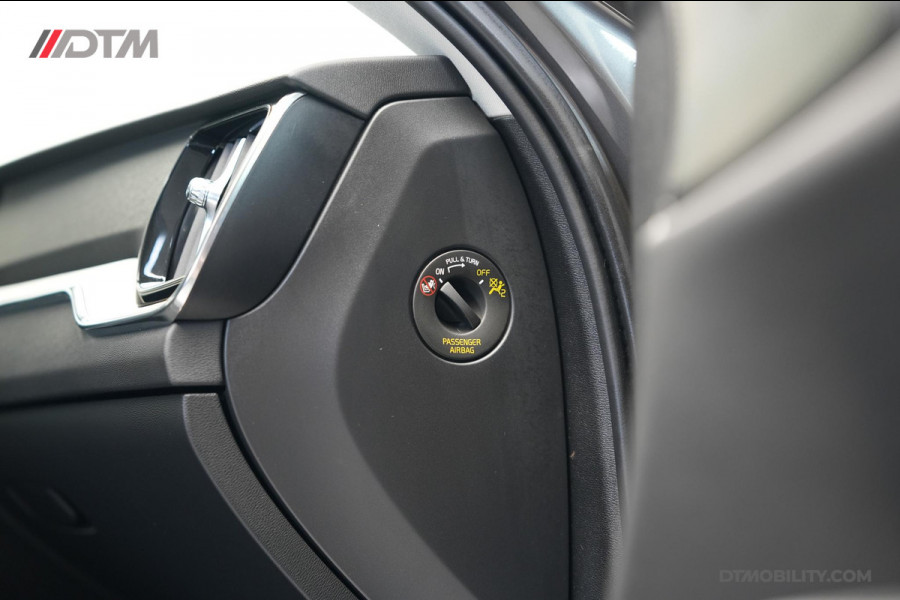 Volvo V60 Cross Country 2.0 B5 AWD Pro | Harman / Kardon | Panorama | Trekhaak