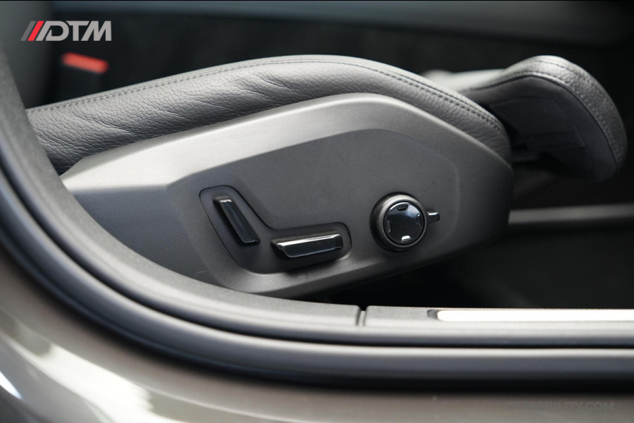 Volvo V60 Cross Country 2.0 B5 AWD Pro | Harman / Kardon | Panorama | Trekhaak