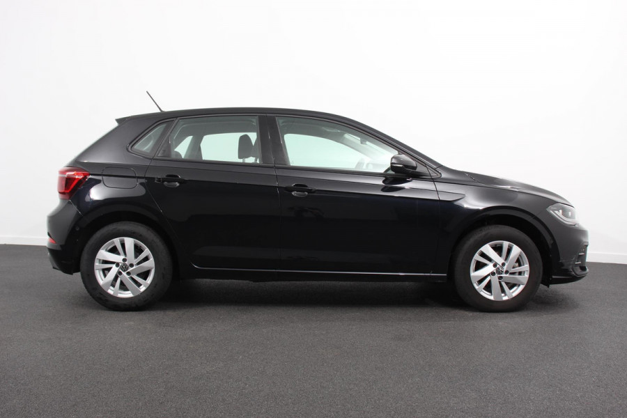 Volkswagen Polo 1.0 TSI 95pk DSG Style Navigatie Apple Carplay/Android Auto Parkeersensoren Park Assist Adaptieve Cruise Control Stoelverwarming Airco Digitale cockpit