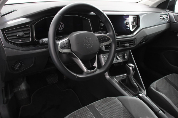 Volkswagen Polo 1.0 TSI 95pk DSG Style Navigatie Apple Carplay/Android Auto Parkeersensoren Park Assist Adaptieve Cruise Control Stoelverwarming Airco Digitale cockpit