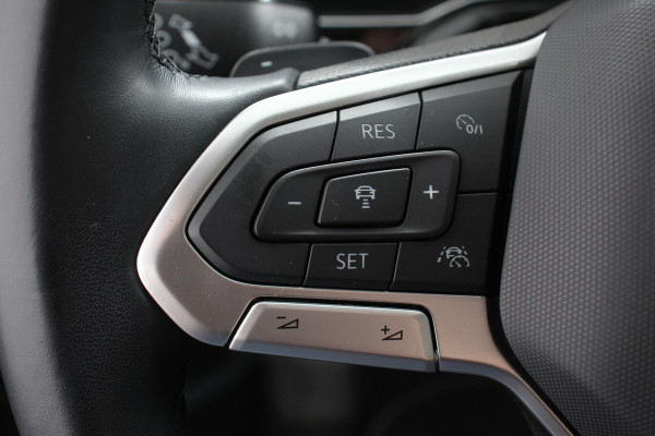 Volkswagen Polo 1.0 TSI 95pk DSG Style Navigatie Apple Carplay/Android Auto Parkeersensoren Park Assist Adaptieve Cruise Control Stoelverwarming Airco Digitale cockpit