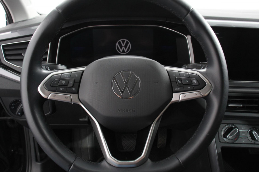 Volkswagen Polo 1.0 TSI 95pk DSG Style Navigatie Apple Carplay/Android Auto Parkeersensoren Park Assist Adaptieve Cruise Control Stoelverwarming Airco Digitale cockpit