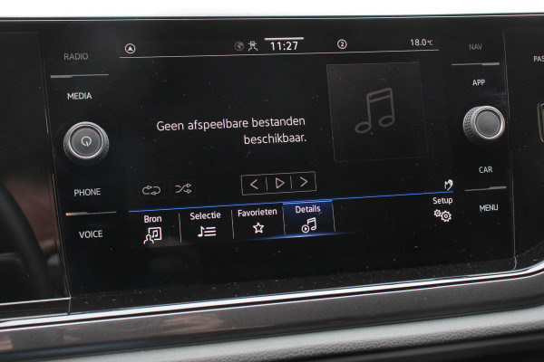 Volkswagen Polo 1.0 TSI 95pk DSG Style Navigatie Apple Carplay/Android Auto Parkeersensoren Park Assist Adaptieve Cruise Control Stoelverwarming Airco Digitale cockpit