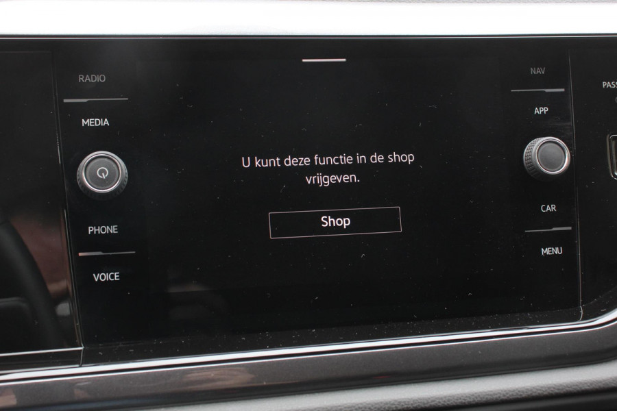 Volkswagen Polo 1.0 TSI 95pk DSG Style Navigatie Apple Carplay/Android Auto Parkeersensoren Park Assist Adaptieve Cruise Control Stoelverwarming Airco Digitale cockpit
