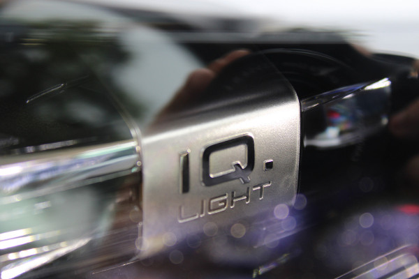 Volkswagen T-Cross 1.0 TSI R-Line | Adaptieve cruise | Achteruitrijcamera | IQ-Light