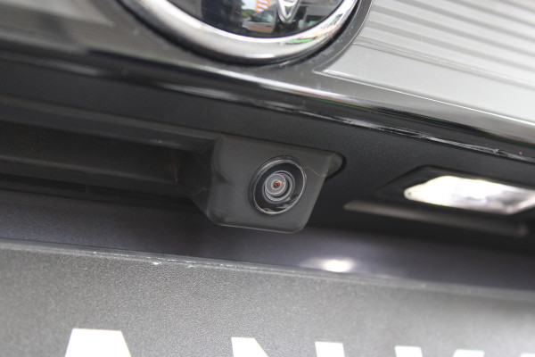 Volkswagen T-Cross 1.0 TSI R-Line | Adaptieve cruise | Achteruitrijcamera | IQ-Light