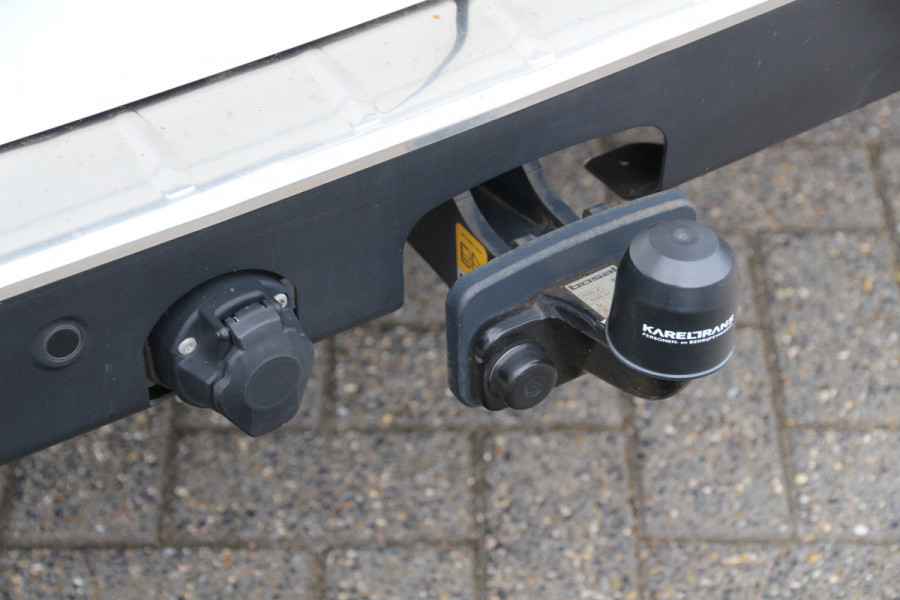Ford Transit Custom 2.0 TDCI 136 | L2H1 | Carplay | Trekhaak | Camera | Cruise | Clima..