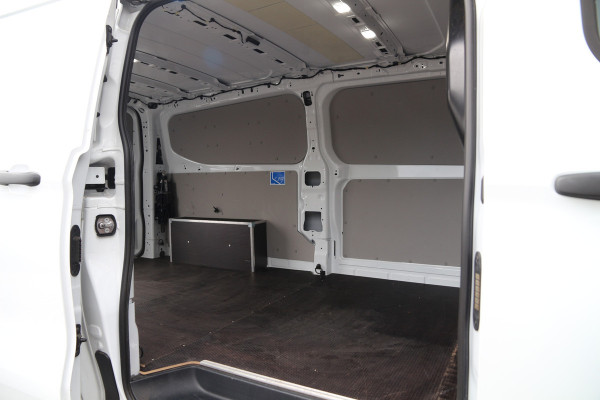 Ford Transit Custom 2.0 TDCI 136 | L2H1 | Carplay | Trekhaak | Camera | Cruise | Clima..