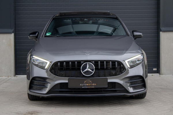 Mercedes-Benz A-Klasse 180 Edition AMG Line Pano Camera Burmester Stoelverwarming LED